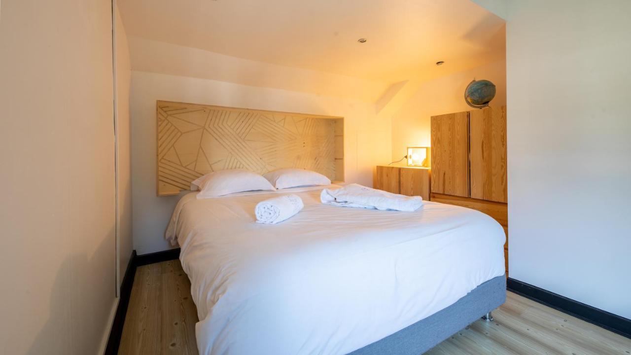 Mamie Jane Suite Deluxe Face Au Lac Tresserve Ngoại thất bức ảnh
