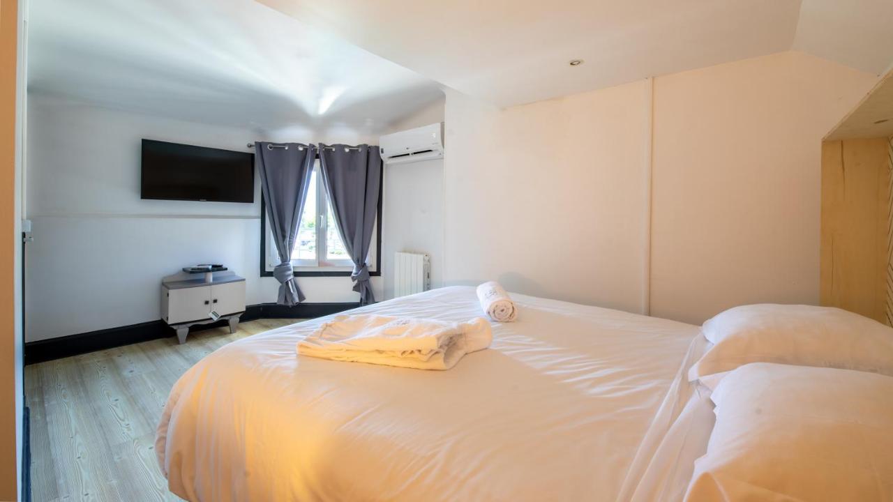 Mamie Jane Suite Deluxe Face Au Lac Tresserve Ngoại thất bức ảnh